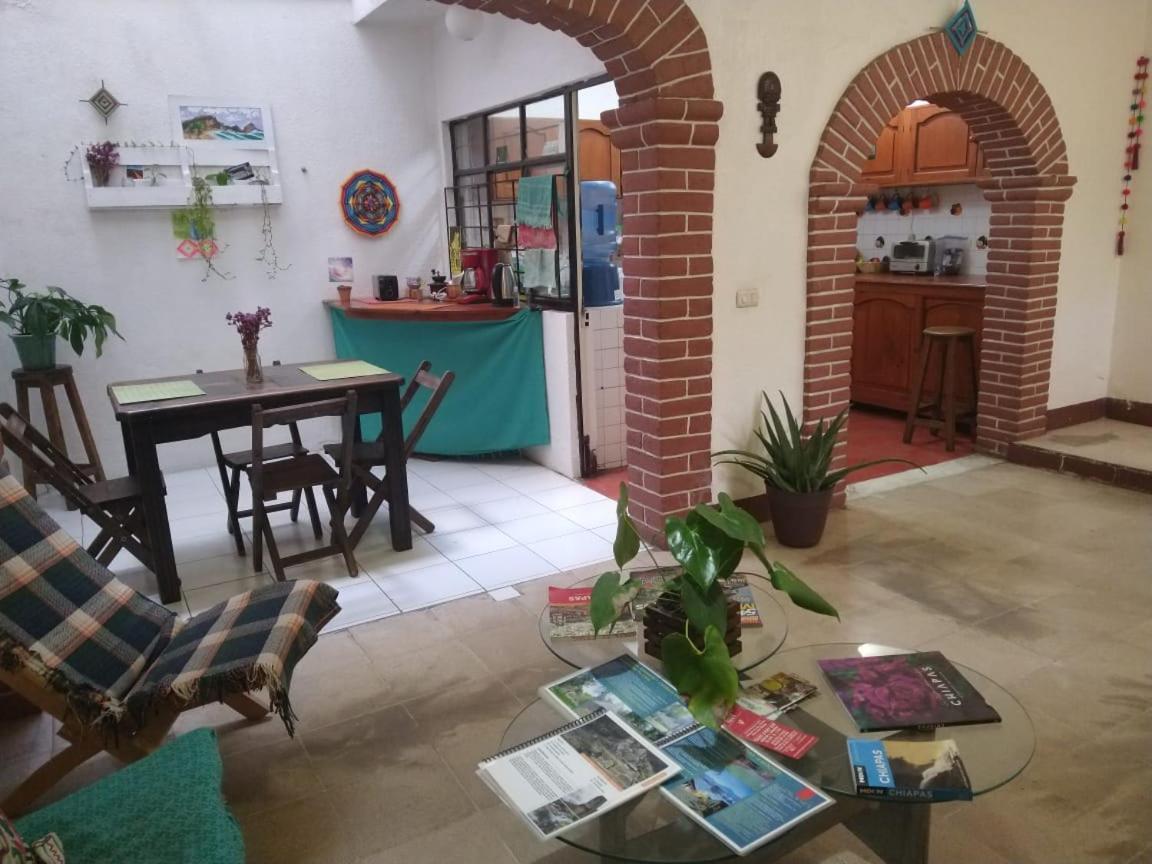 Отель Casa Namaste Сан-Кристобаль-де-Ла-Касас Экстерьер фото